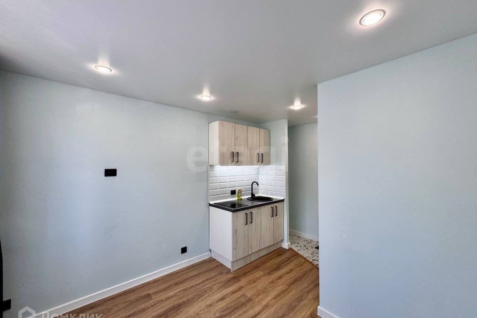 Продаётся комната в 1-комн. квартире, 13.2 м²