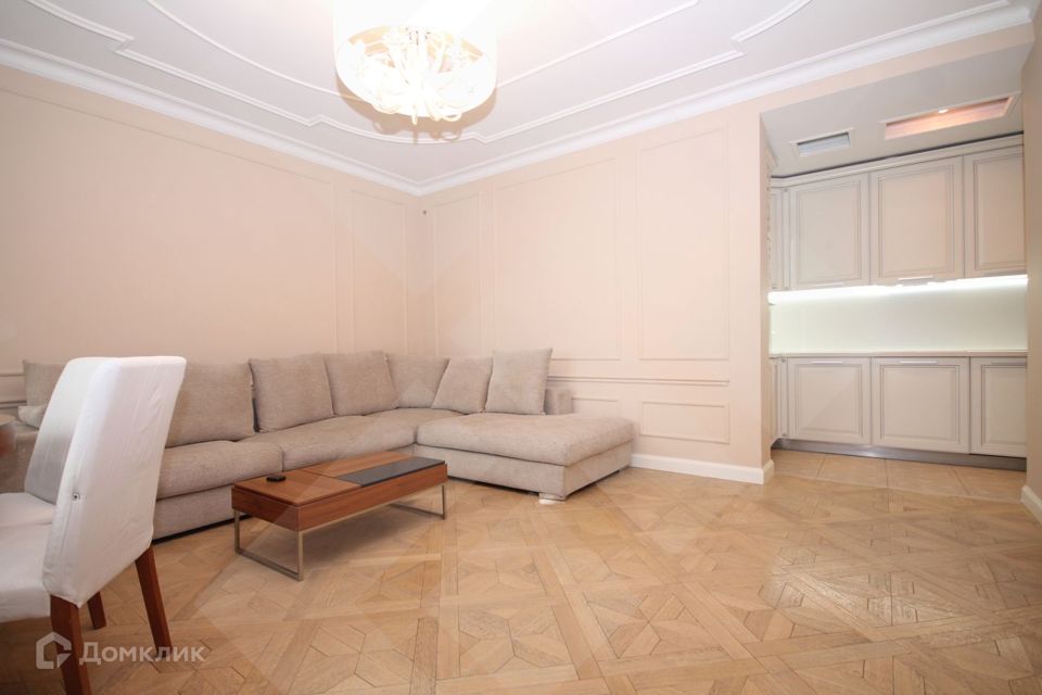 Сдаётся 3-комнатная квартира, 96 м²