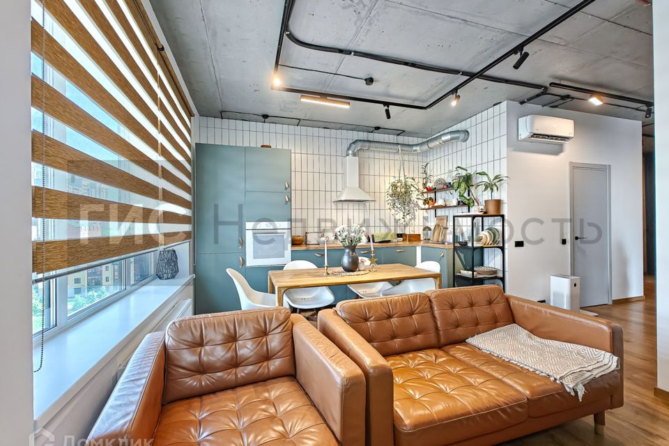 Продаётся 3-комнатная квартира, 69.77 м²