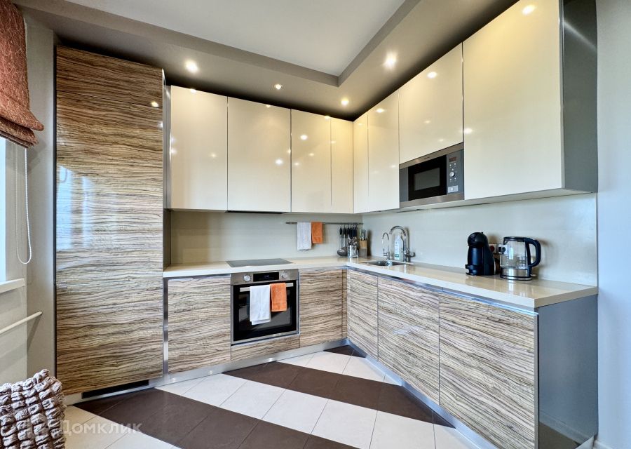 Сдаётся 2-комнатная квартира, 60 м²