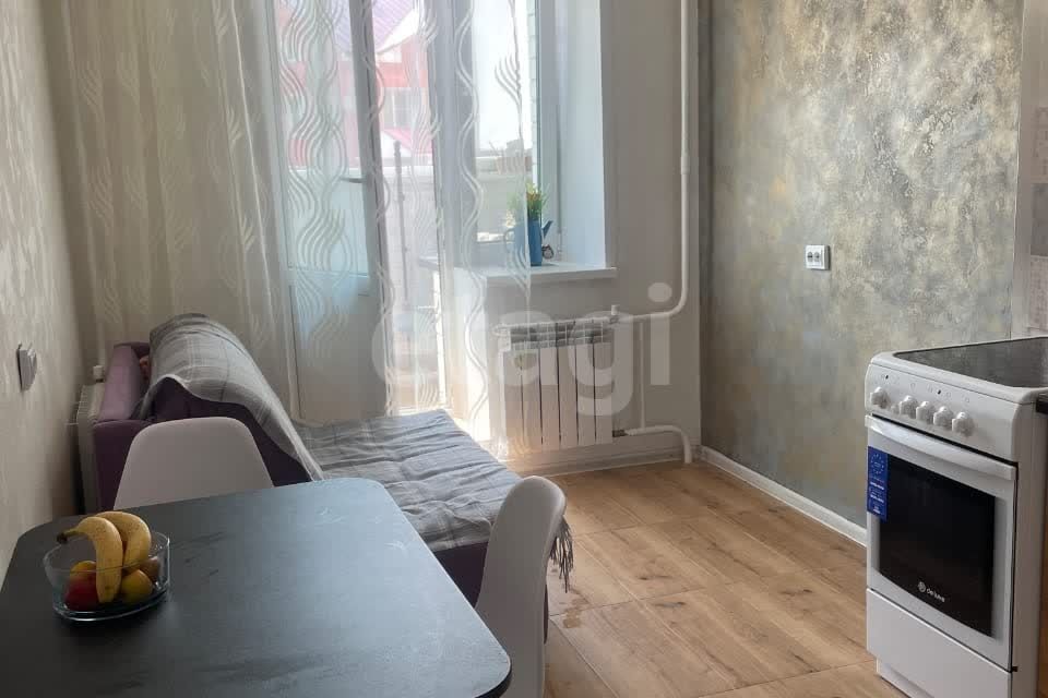 Продаётся 1-комнатная квартира, 38.2 м²