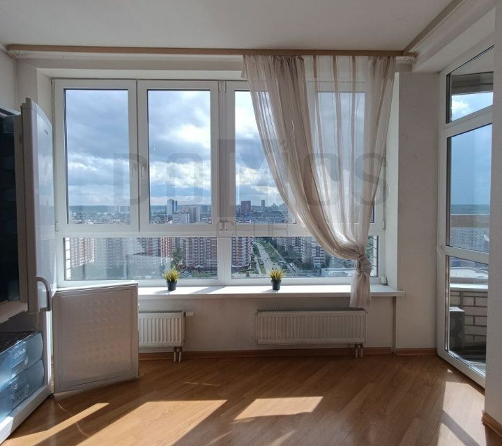 Продаётся 1-комнатная квартира, 54.2 м²