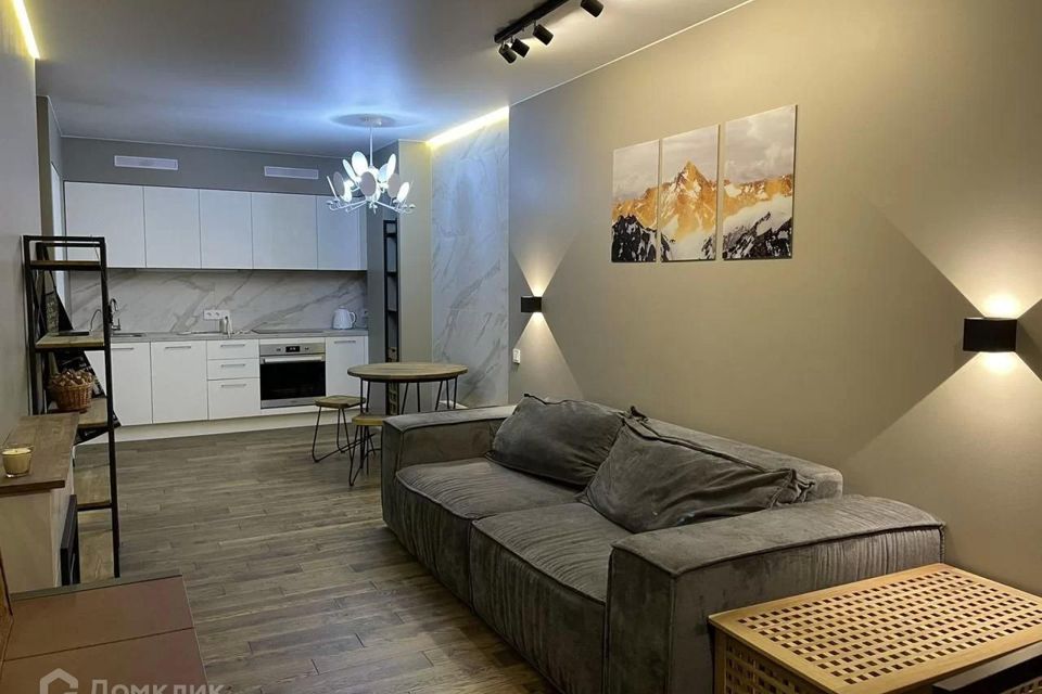 Сдаётся 2-комнатная квартира, 57 м²
