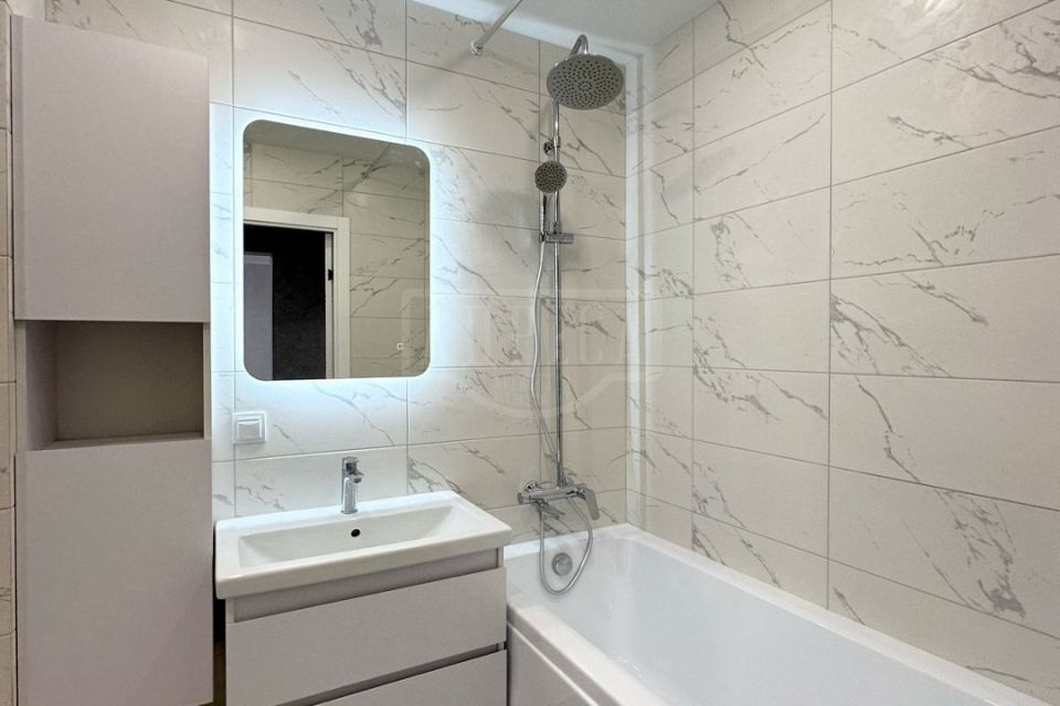 Продаётся 1-комнатная квартира, 44.21 м²