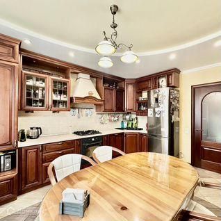 Продаётся 3-комнатная квартира, 82.5 м²