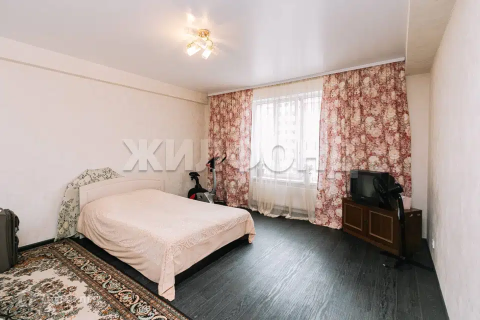 Продаётся 2-комнатная квартира, 76 м²