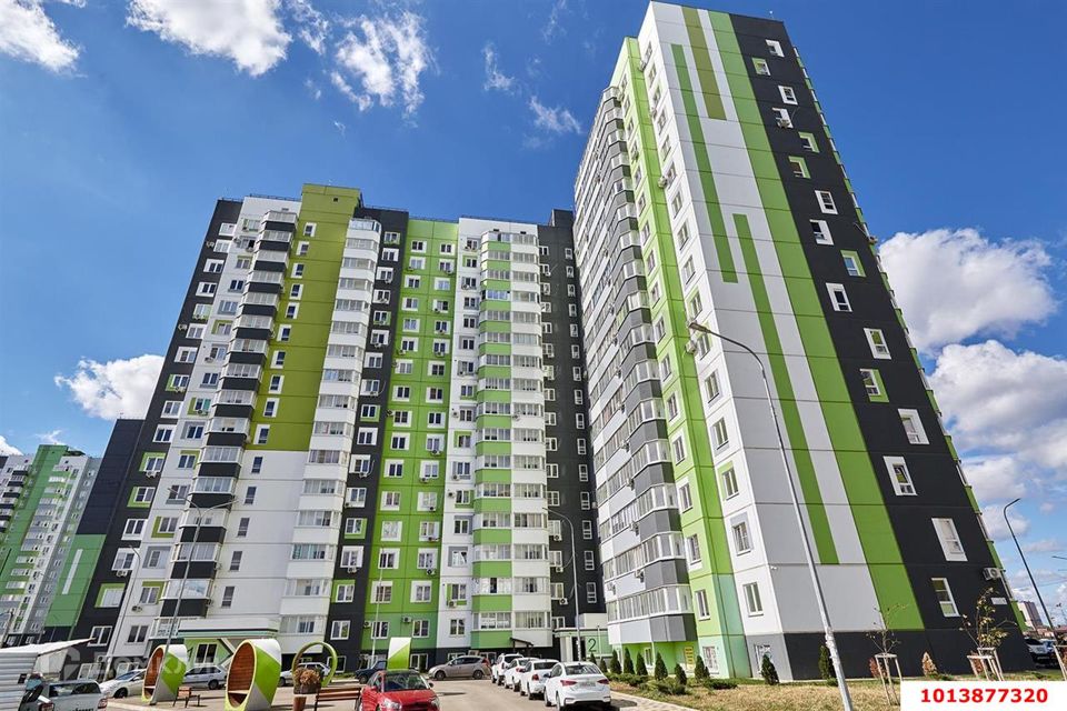 Продаётся 2-комнатная квартира, 57 м²