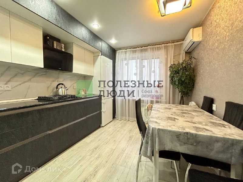 Продаётся 3-комнатная квартира, 63 м²