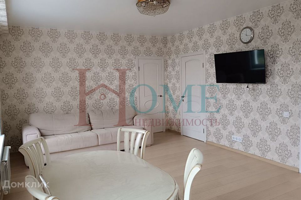 Сдаётся 2-комнатная квартира, 67 м²