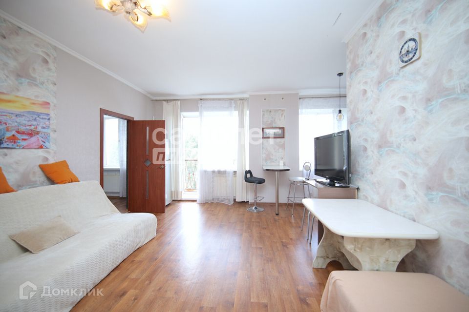 Продаётся 2-комнатная квартира, 43.3 м²