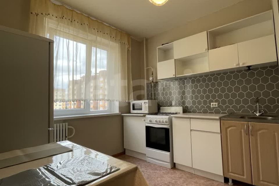 Сдаётся 1-комнатная квартира, 38 м²