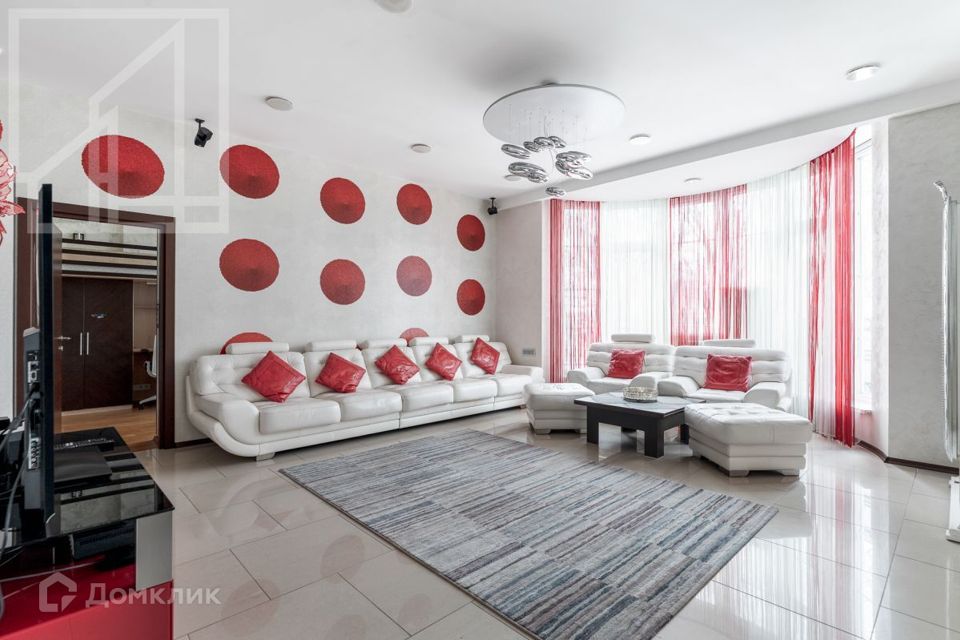 Сдаётся 5-комнатная квартира, 160 м²