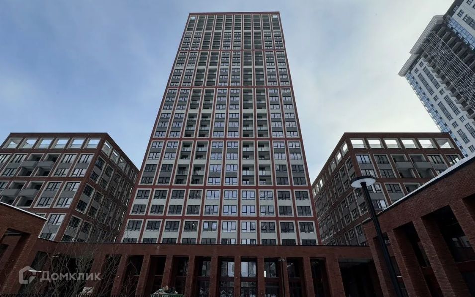Продаётся 3-комнатная квартира, 105 м²