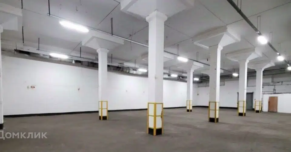 Сдаётся склад, 649 м²