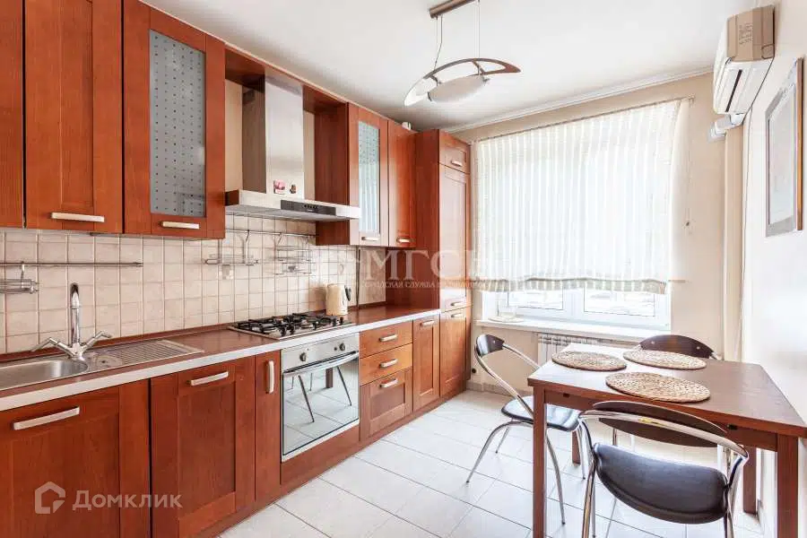 Продаётся 2-комнатная квартира, 57.7 м²
