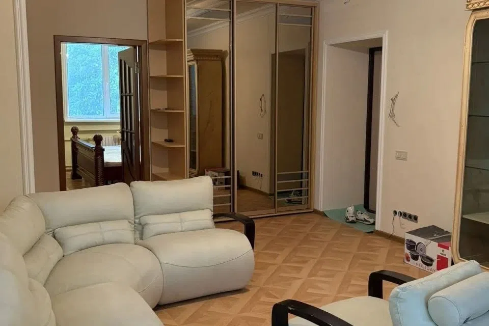 Продаётся 3-комнатная квартира, 72.7 м²