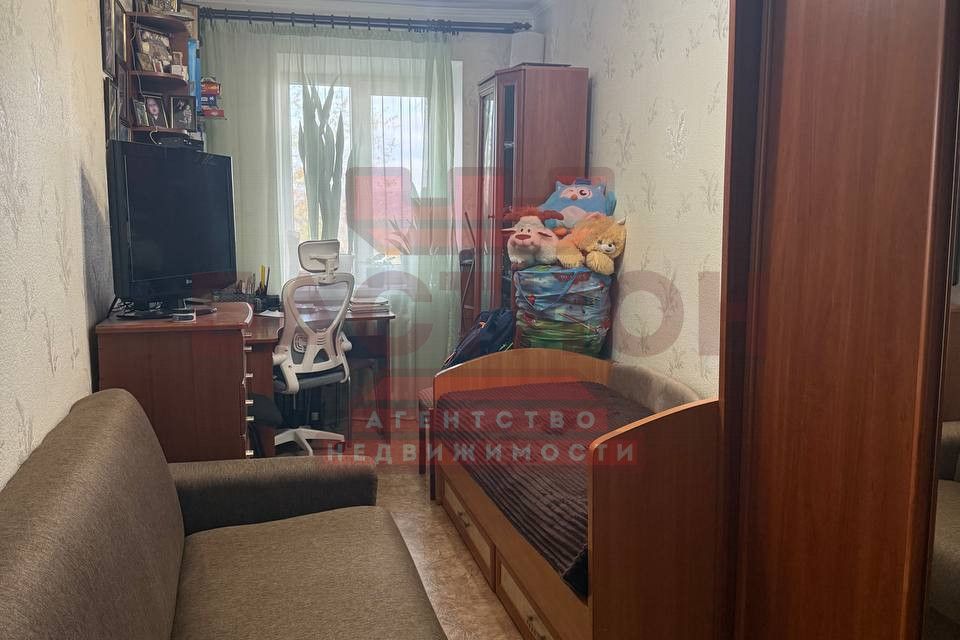 Продаётся 3-комнатная квартира, 54.9 м²