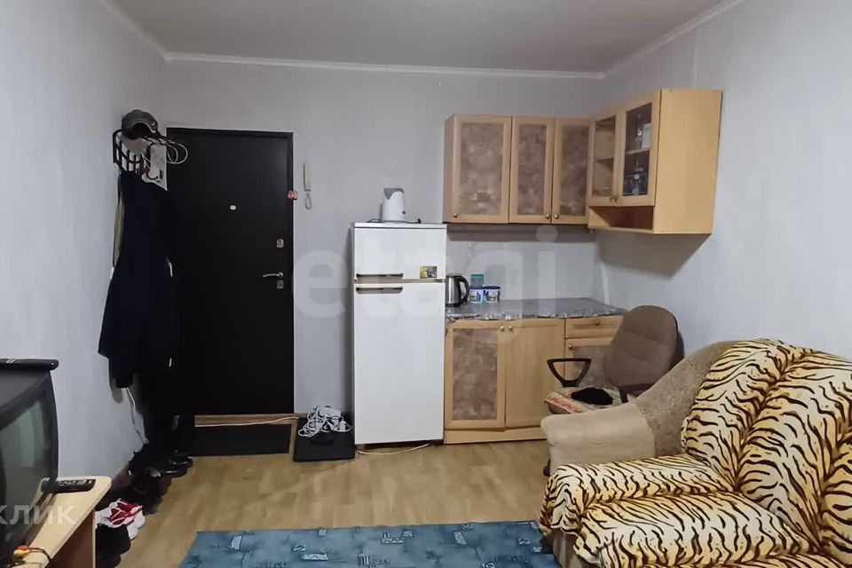 Продаётся комната в 1-комн. квартире, 13 м²