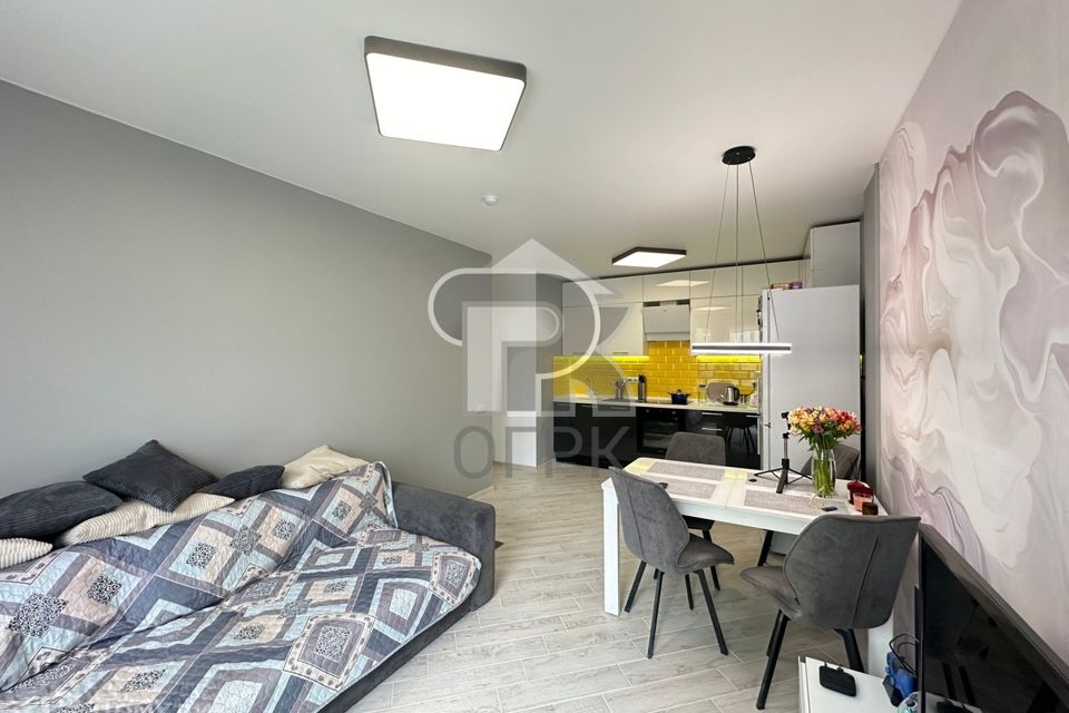 Продаётся 2-комнатная квартира, 67 м²