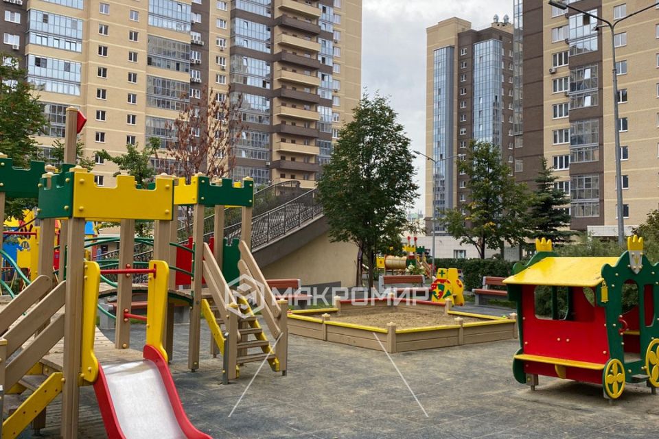 Продаётся 2-комнатная квартира, 56 м²