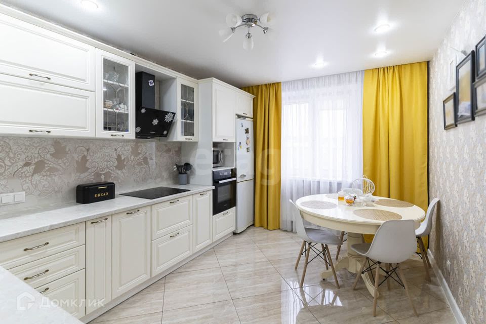 Продаётся 2-комнатная квартира, 66.3 м²