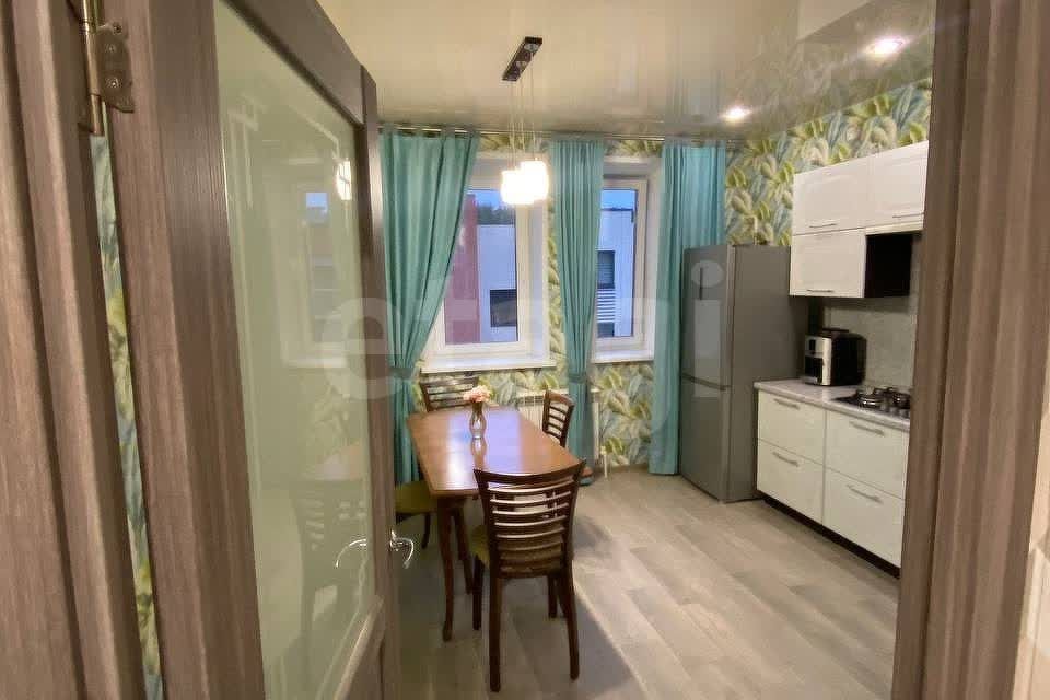 Продаётся 2-комнатная квартира, 68.7 м²