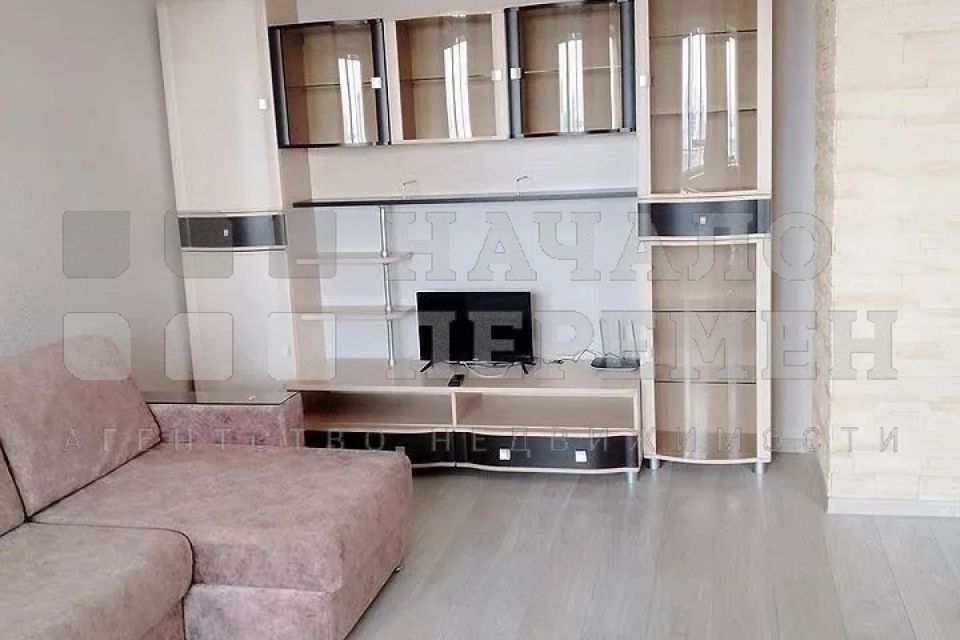 Сдаётся 1-комнатная квартира, 46 м²