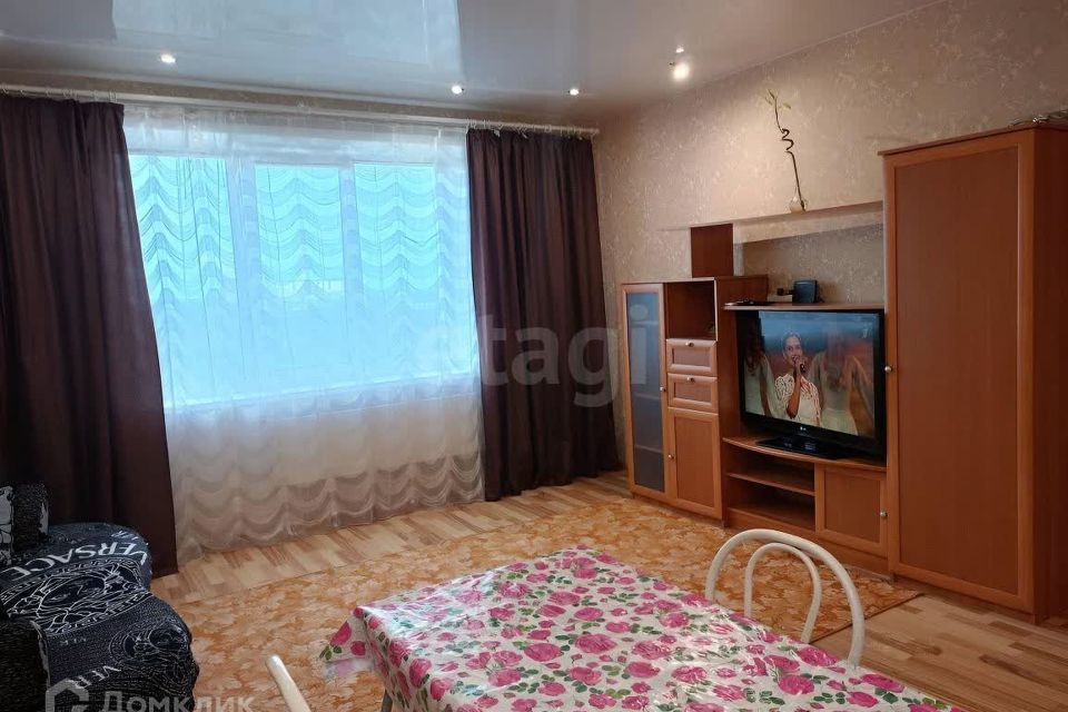 Сдаётся 2-комнатная квартира, 60 м²