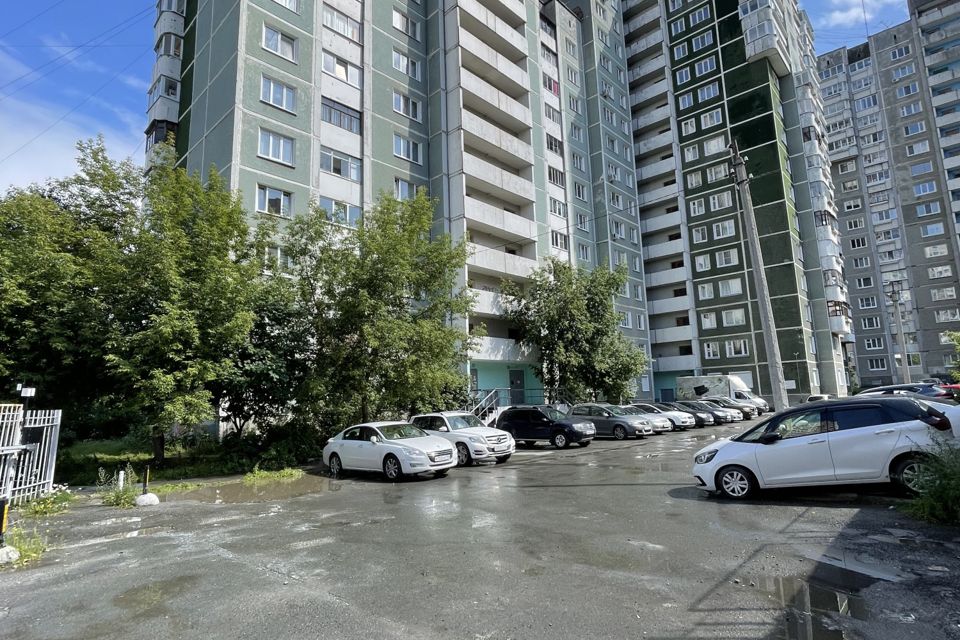 Продаётся 4-комнатная квартира, 83.7 м²