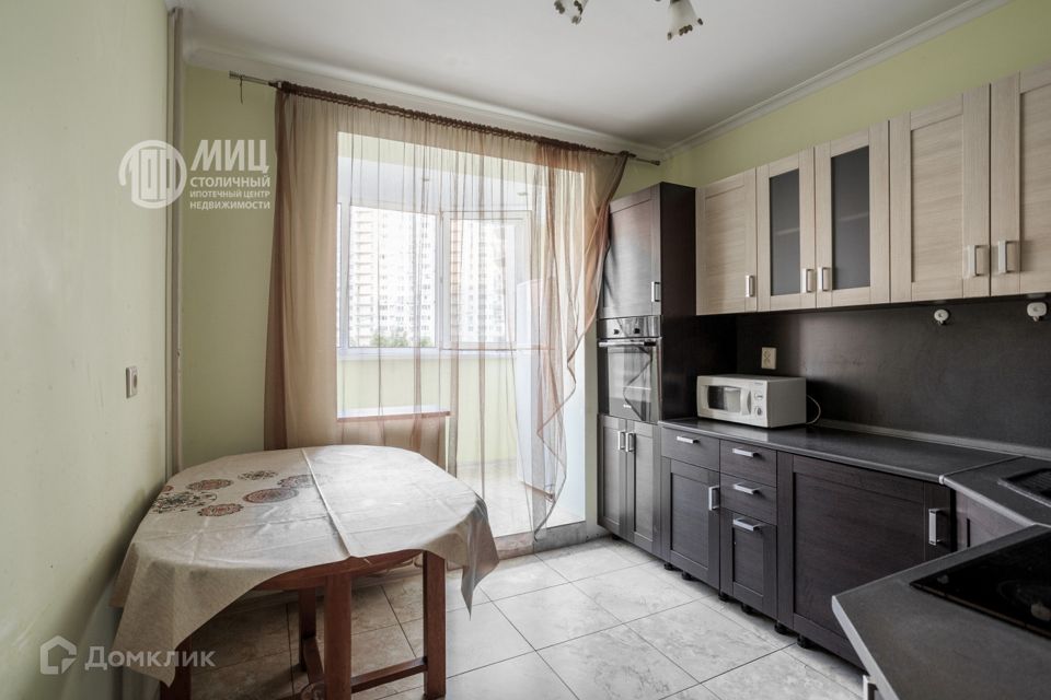 Продаётся 1-комнатная квартира, 38.4 м²