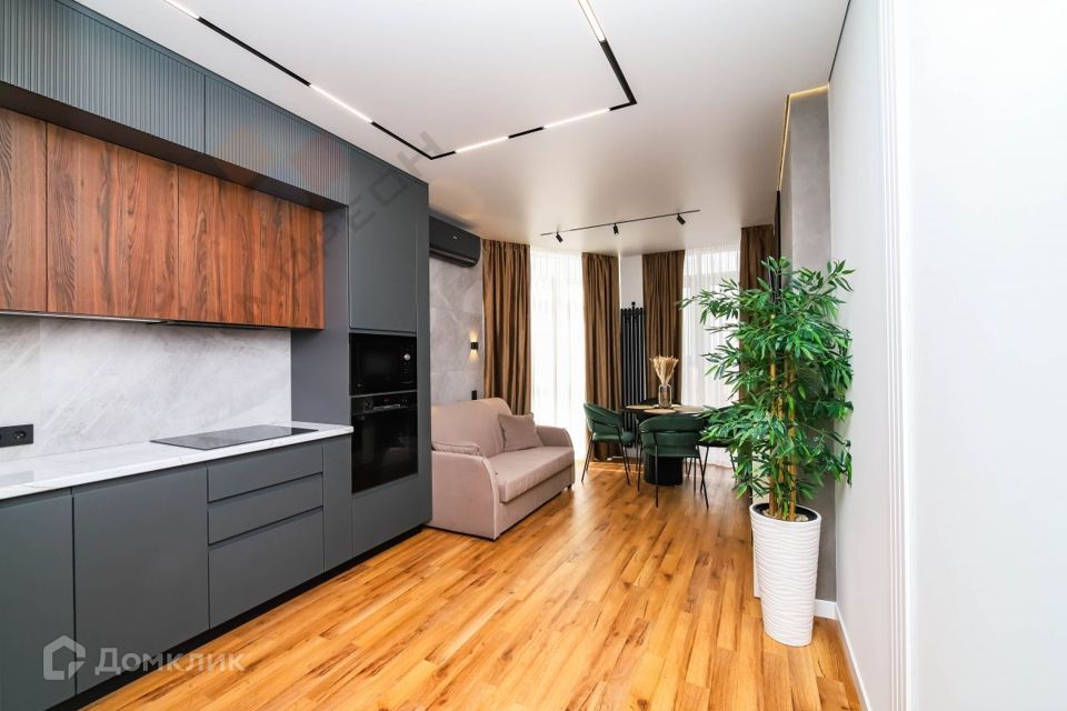 Продаётся 1-комнатная квартира, 49.7 м²