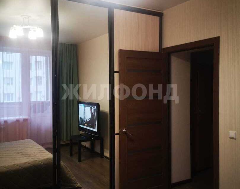 Сдаётся 1-комнатная квартира, 60 м²