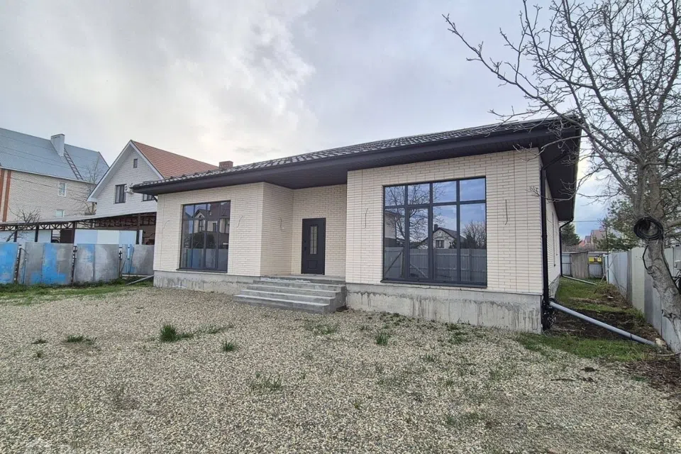Продаётся 1-этажный дом, 235 м²
