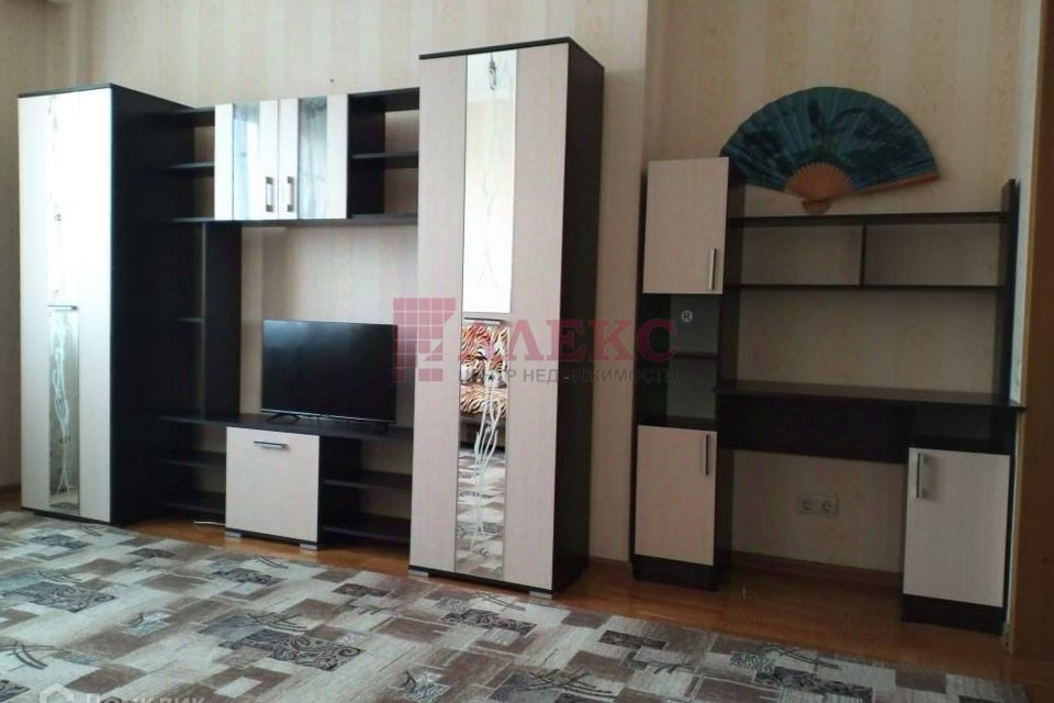 Сдаётся 2-комнатная квартира, 60 м²