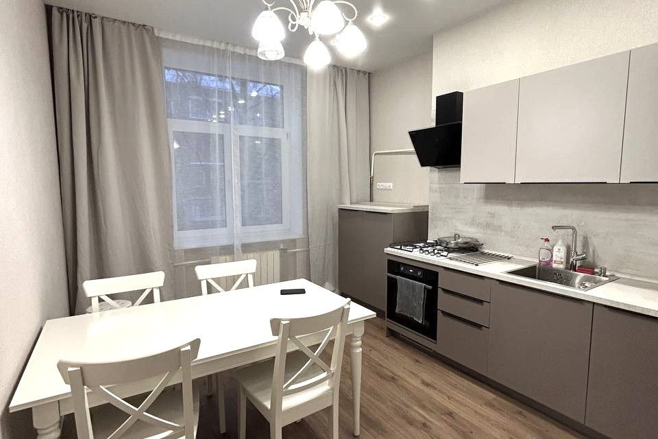 Продаётся 3-комнатная квартира, 84.3 м²