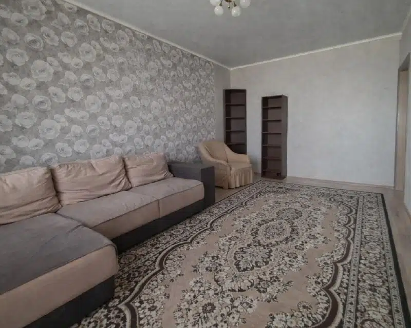 Продаётся 3-комнатная квартира, 77 м²
