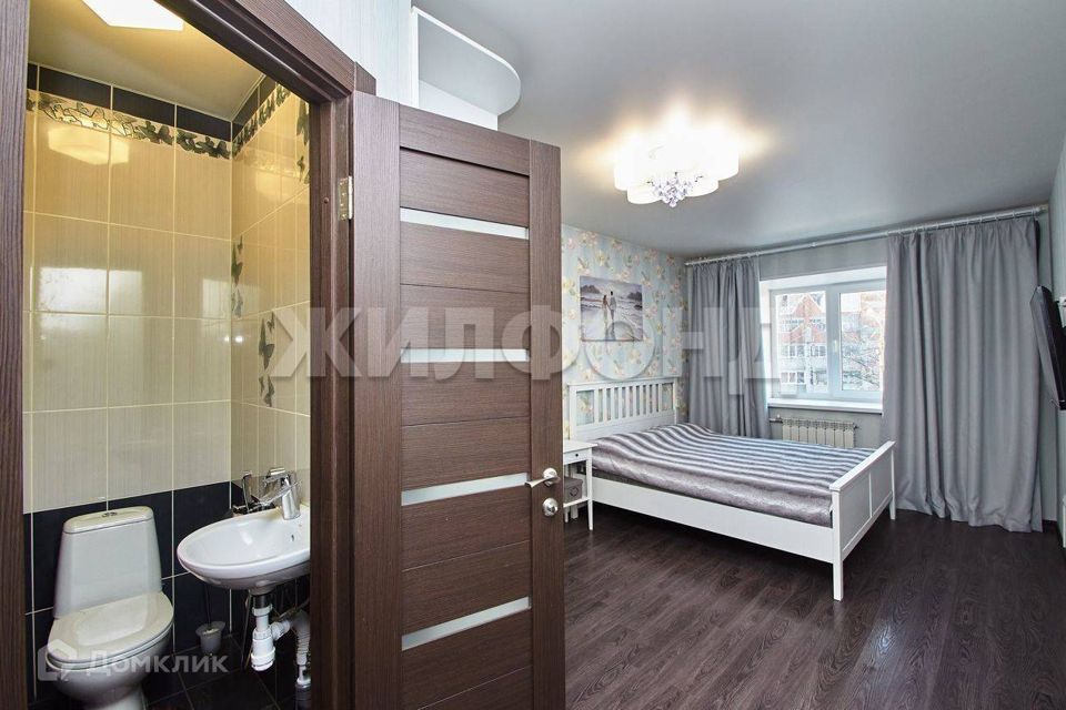 Продаётся 3-комнатная квартира, 96 м²