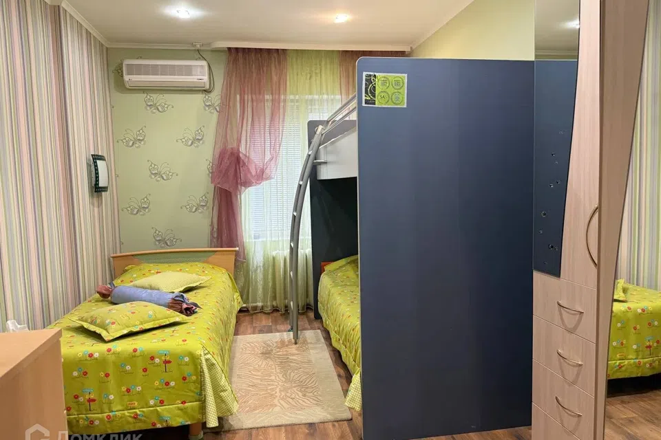 Продаётся 2-этажный дом, 156 м²