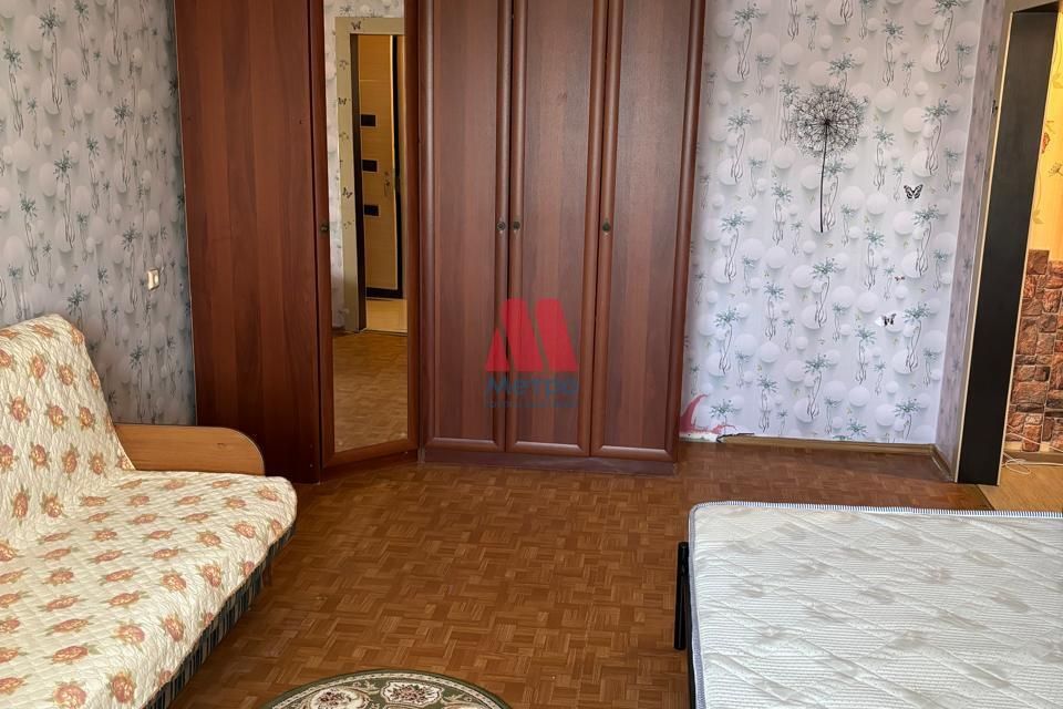 Сдаётся 1-комнатная квартира, 38 м²