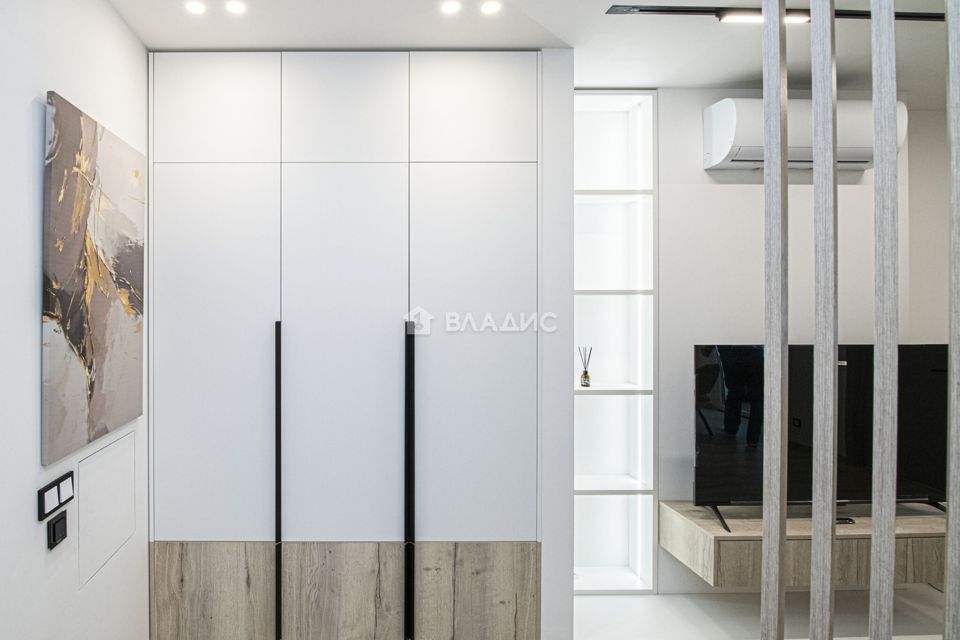Продаётся 2-комнатная квартира, 70.1 м²