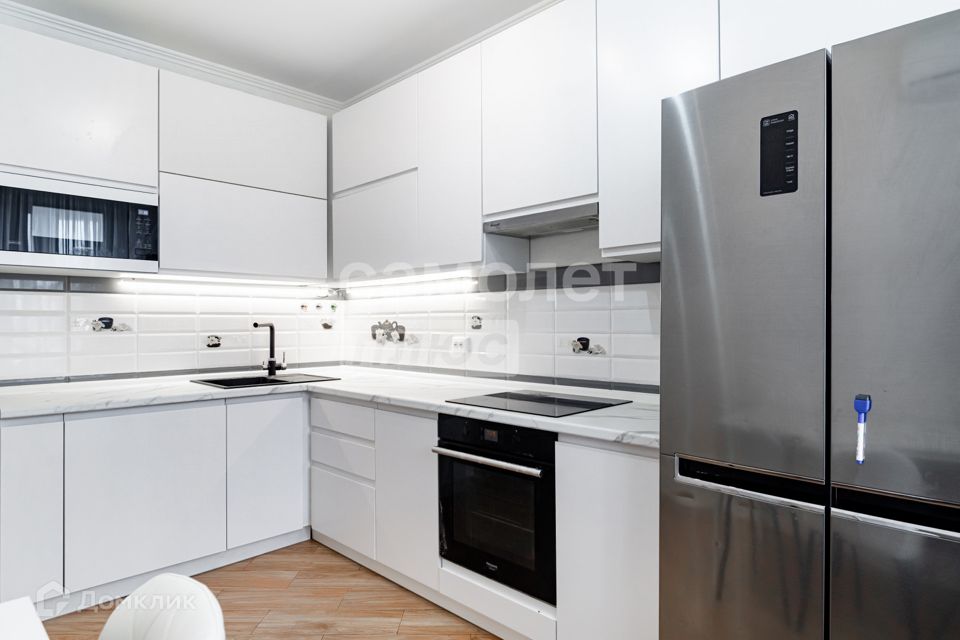 Продаётся 2-комнатная квартира, 60.4 м²