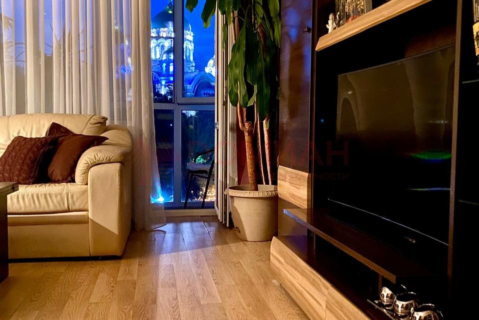 Продаётся 3-комнатная квартира, 81 м²