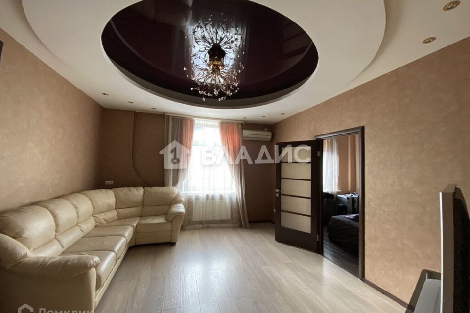 Продаётся 3-комнатная квартира, 76.2 м²