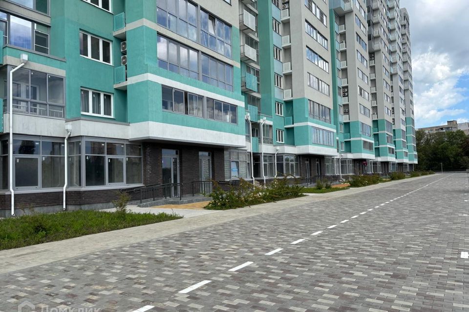 Продаётся 2-комнатная квартира, 65.3 м²
