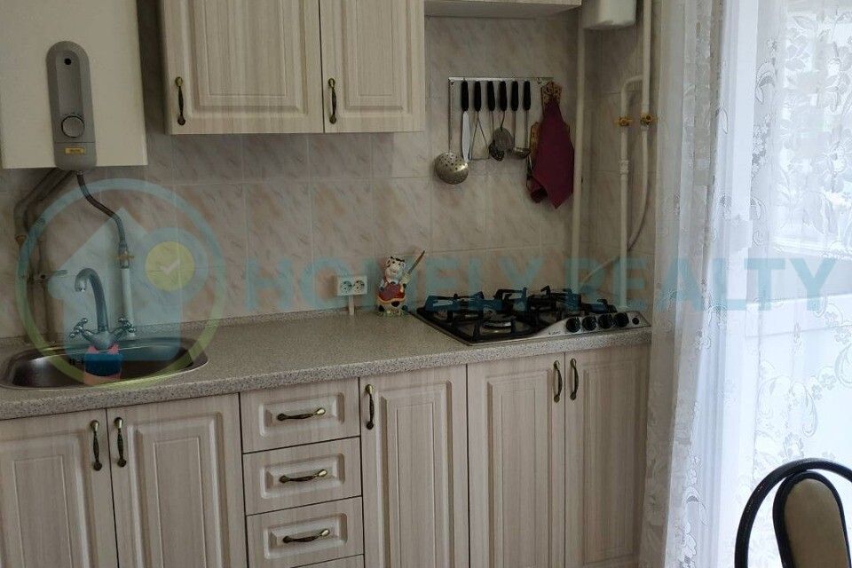 Сдаётся 1-комнатная квартира, 40 м²
