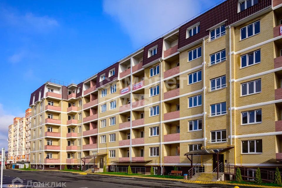 Продаётся 2-комнатная квартира, 60.4 м²