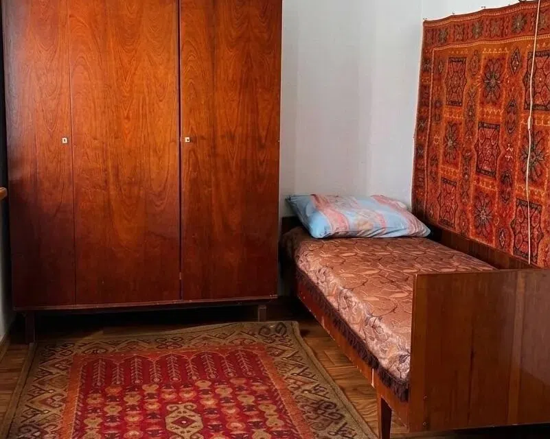 Продаётся 3-комнатная квартира, 43 м²
