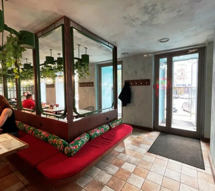 Сдаётся торговое помещение, 86 м²
