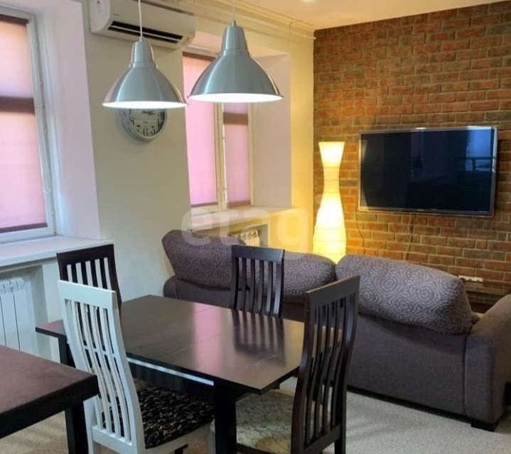 Продаётся 3-комнатная квартира, 64 м²