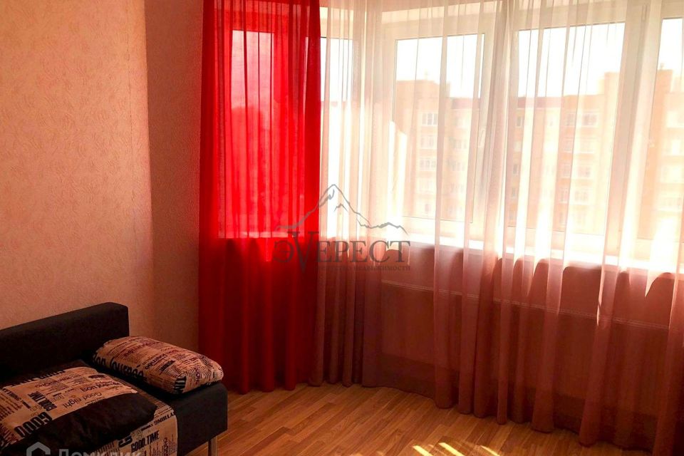 Продаётся 1-комнатная квартира, 44.2 м²